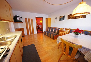 Case con appartamenti La Villa: Residence Appartamenti Frenademez